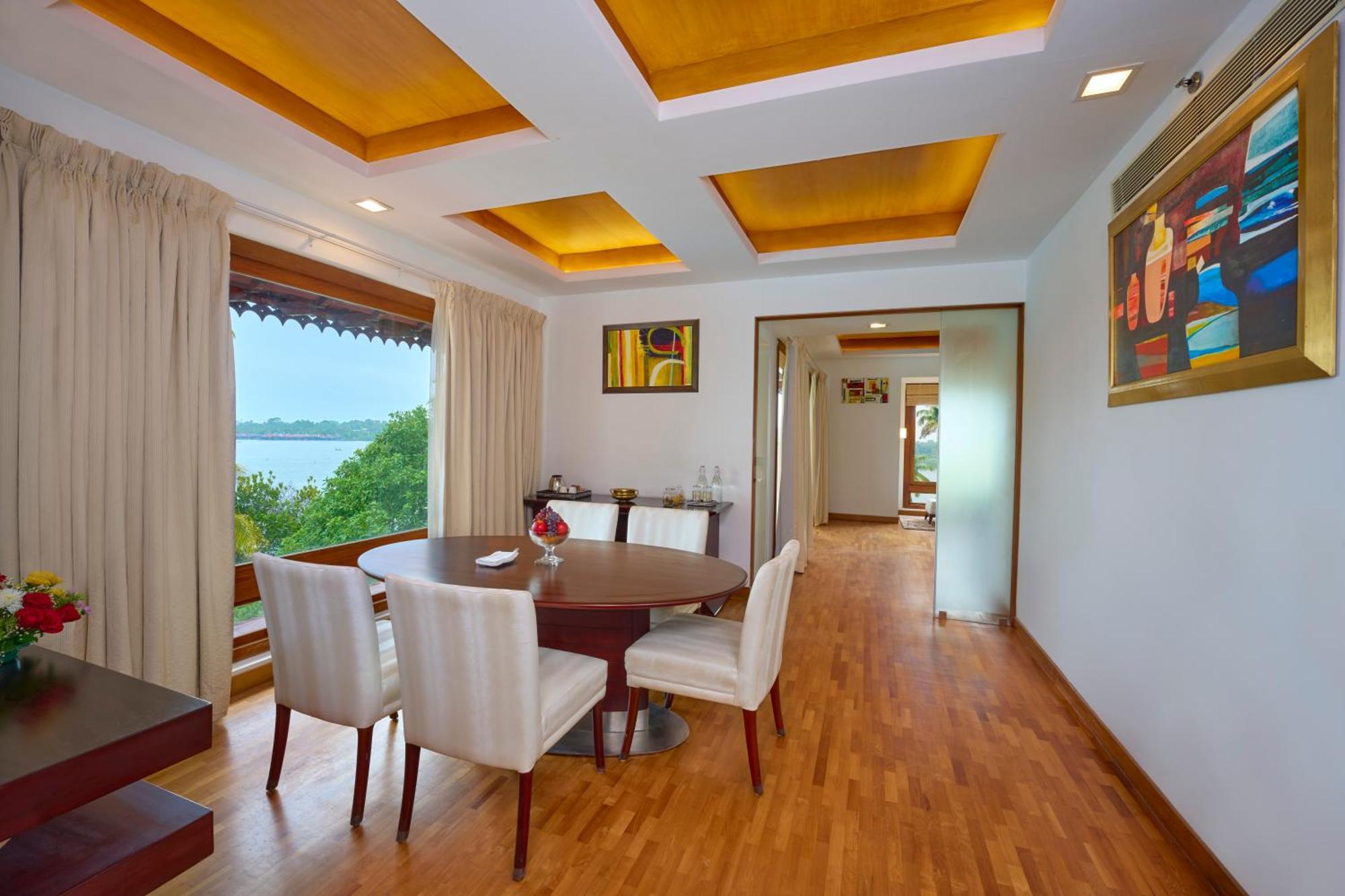 The Leela Ashtamudi, A Raviz Hotel Kollam Εξωτερικό φωτογραφία Dining room